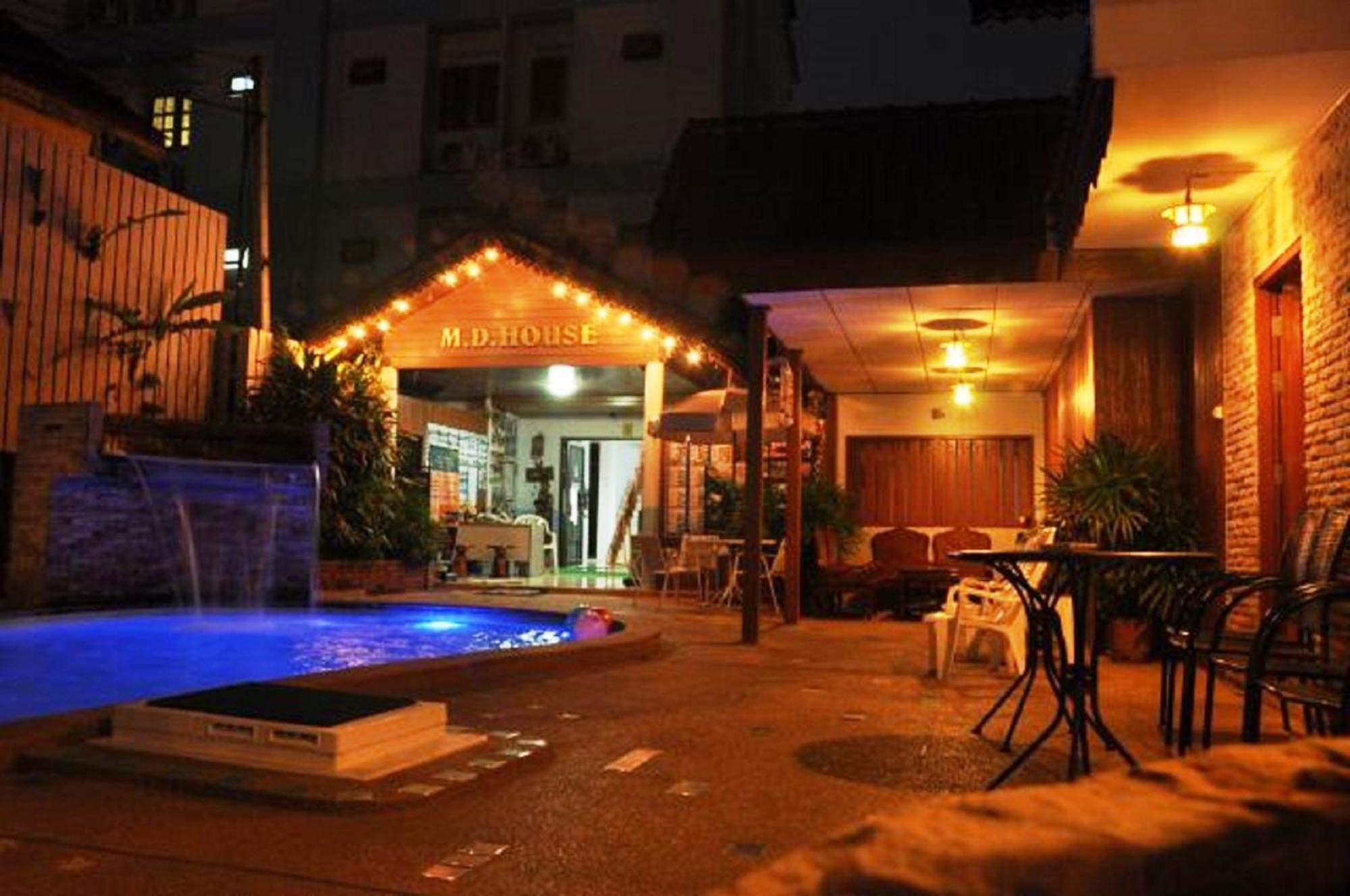 Md House Hotel Csiangmaj Kültér fotó